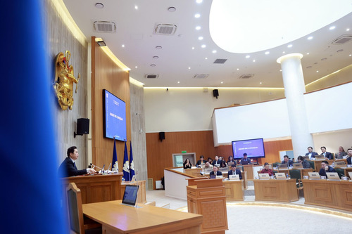 Нийслэлийн төсвийн нийт орлогыг 5 их наяд 385.8 тэрбум төгрөгөөр тооцжээ